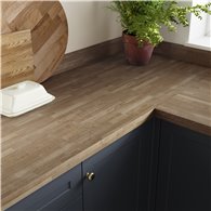 Omega Natural Blocked Oak